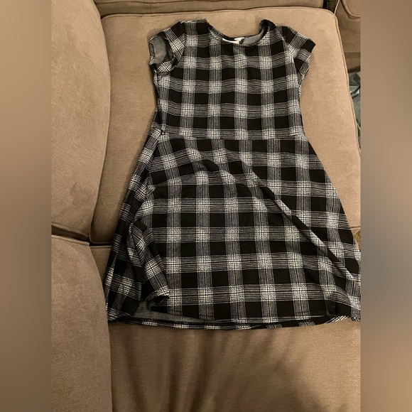 Slightly worn dress from children’s place. This dress is a size 16. - Picture 1 of 2